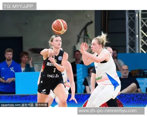 德国女足与丹麦女足比赛因故延期球迷期待新赛程安排